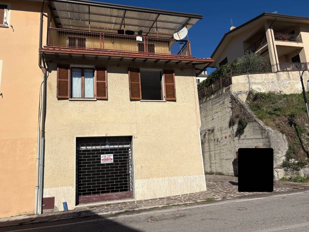 Appartamento a Nocera umbra in Via Giuseppe Garibaldi - Foto 3
