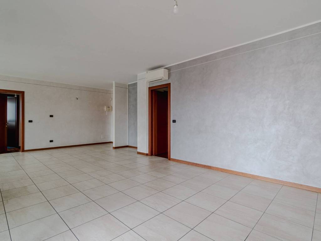 Attico / mansarda a Rivoli in Piazza Fratelli Cervi, 5 - Foto 4