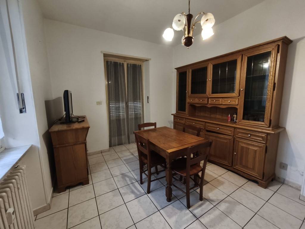 Appartamento a Pinerolo in Via Brunone Lanteri, 32 - Foto 3