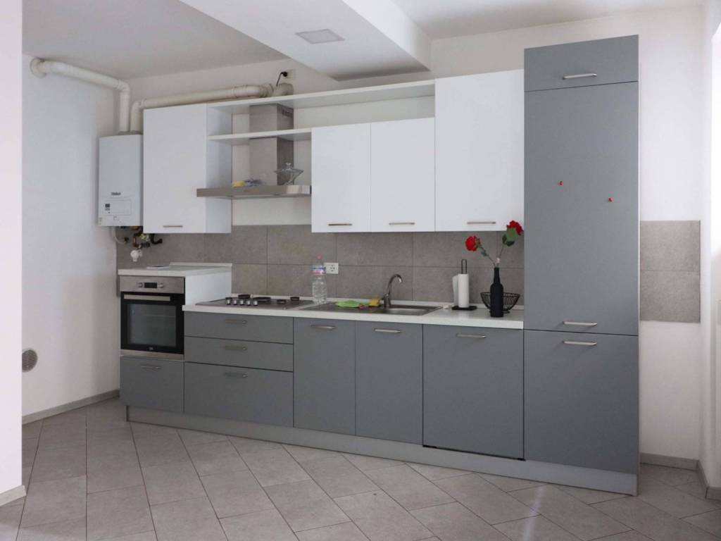 Appartamento a Brembate in Via Cialdini - Foto 3