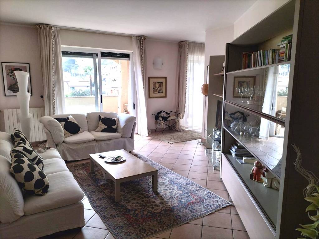 Appartamento a Camporosso in Corso Vittorio Emanuele, 236 - Foto 2