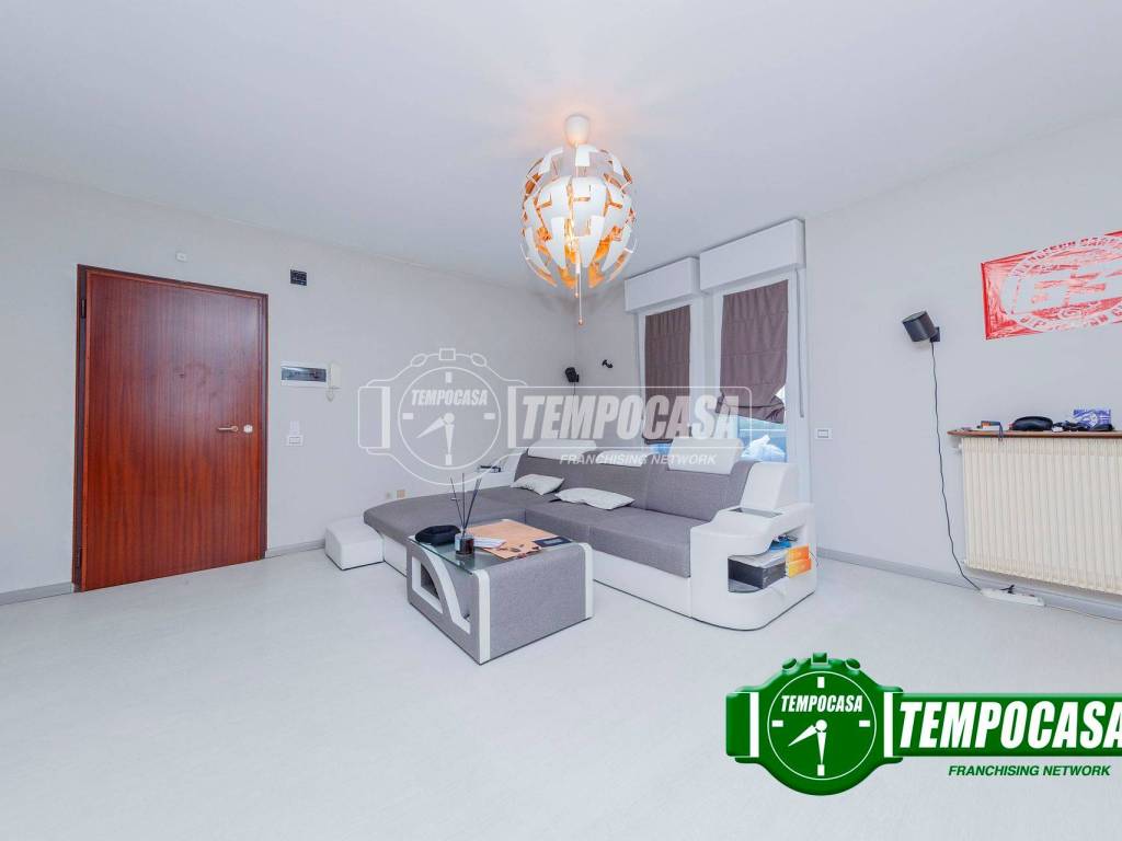 Appartamento a Binasco in Via Foscolo - Foto 3