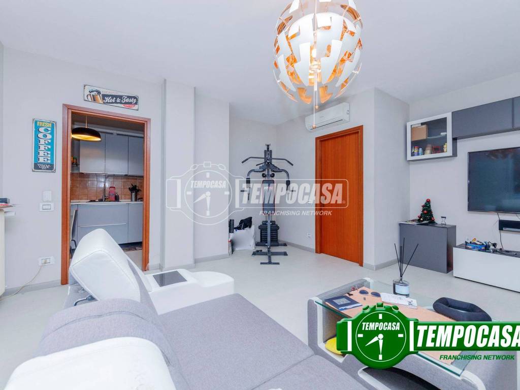 Appartamento a Binasco in Via Foscolo - Foto 4