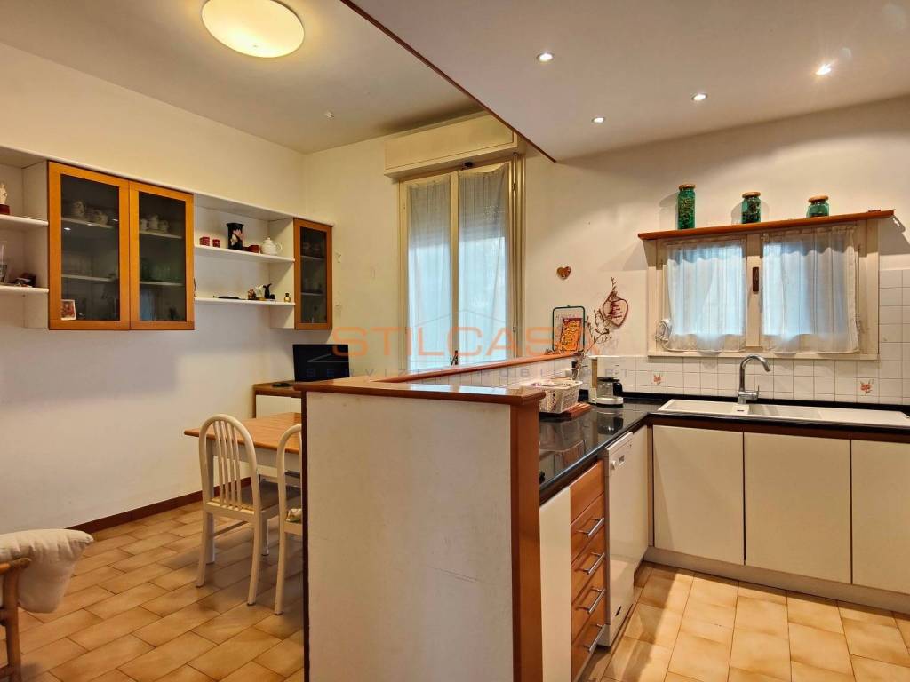 Appartamento a Pesaro in Via Gaspare Spontini, 10 - Foto 5