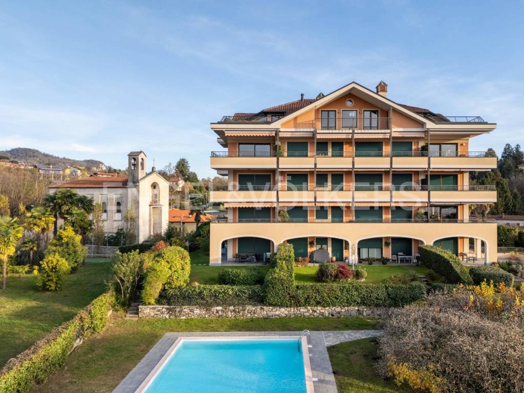 Attico / mansarda a Leggiuno in Via Brughiera - Foto 2