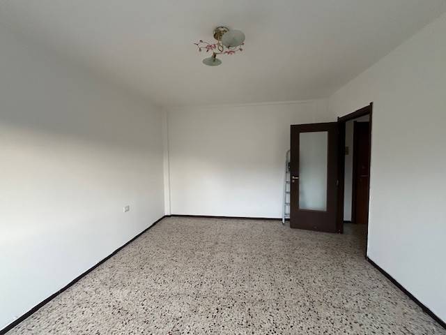 Appartamento a Gallarate in Via Strada Pradisera - Foto 4