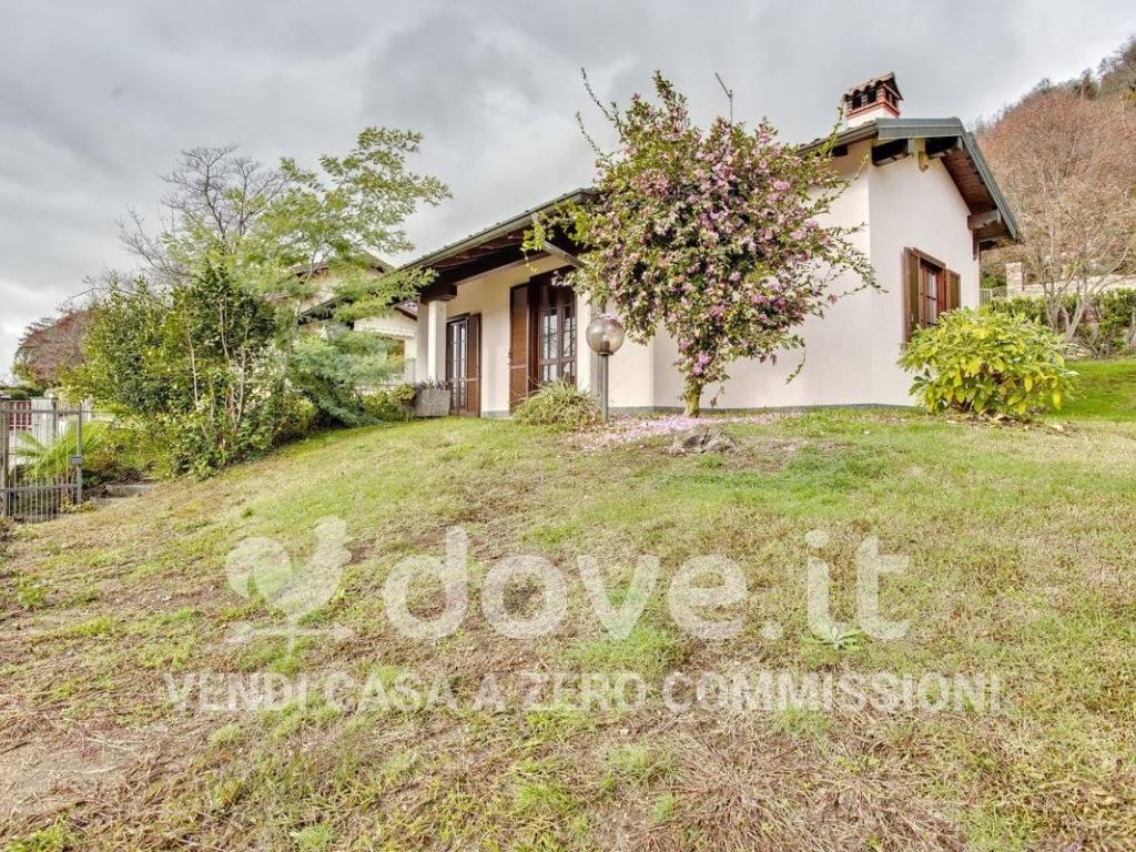 Villa a Cuveglio in Via Vignazze, 1 - Foto 3