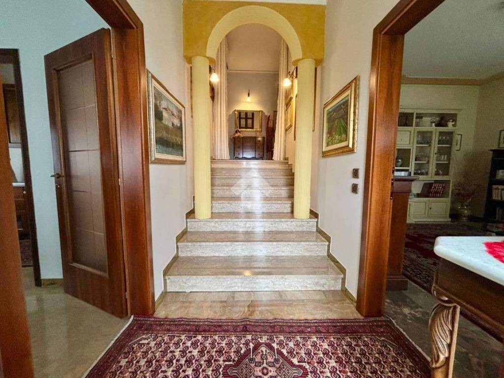 Villa a Rovigo in Via Martiri di Belfiore, 422 - Foto 4