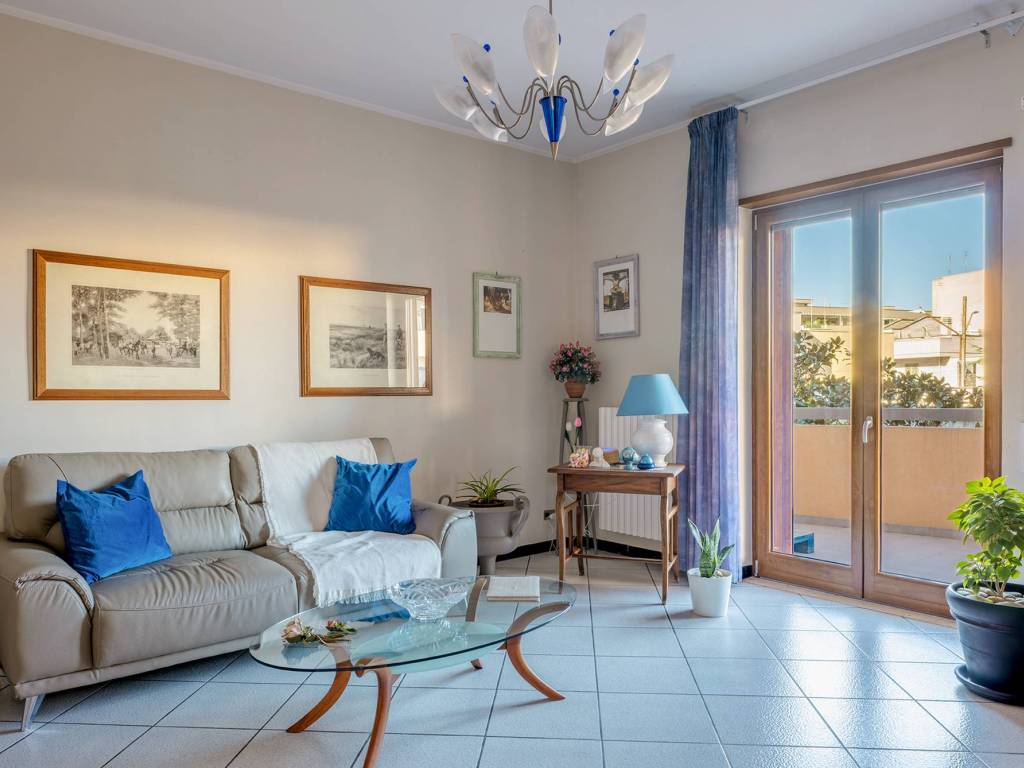 Appartamento a Francavilla fontana in Via Piero Argentina - Foto 4
