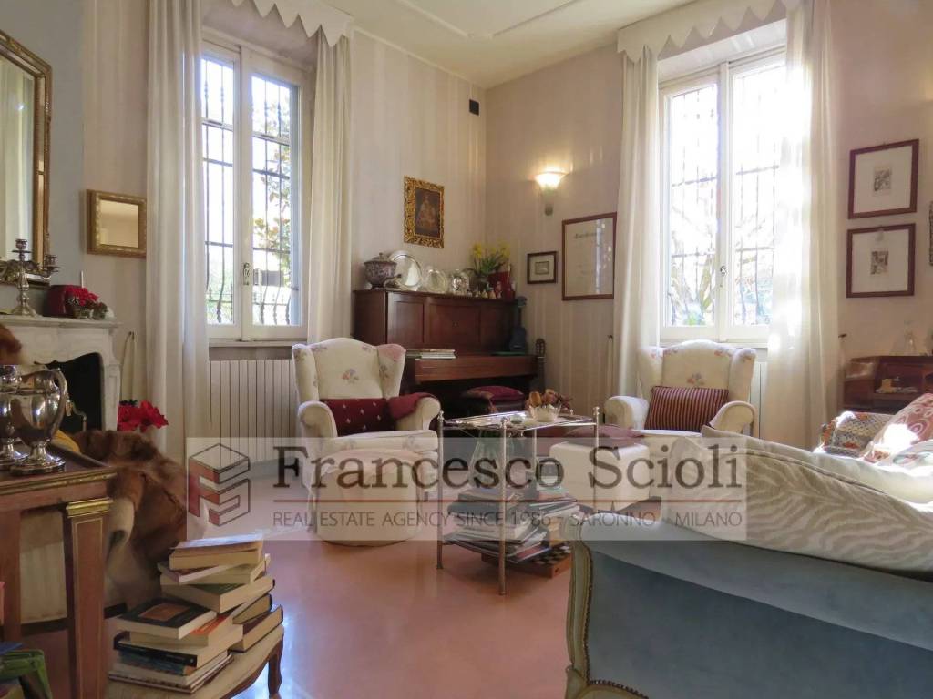 Villa a Saronno in Via Stampa Soncino, 9 - Foto 4