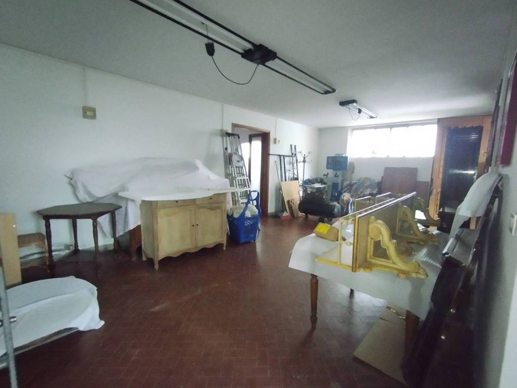 Appartamento a Carmignano in Via Giorgio De Chirico - Foto 2