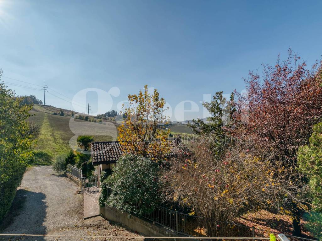 Casa indipendente a San lazzaro di savena in Via Castel de' Britti, 10 - Foto 2