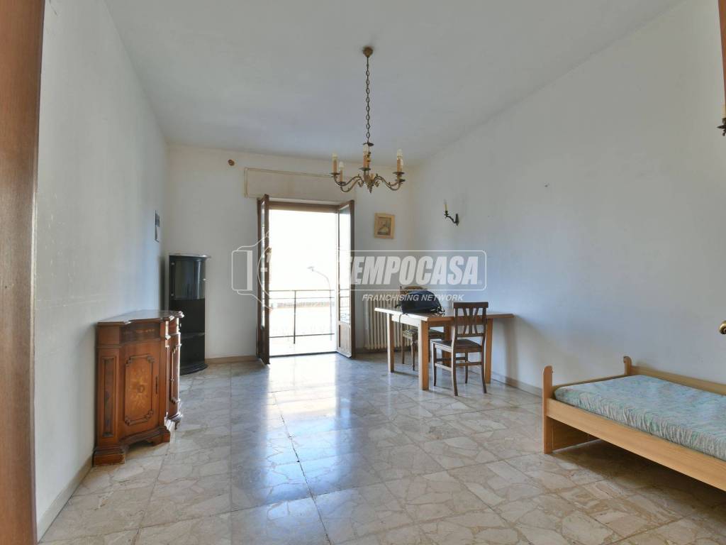 Appartamento a Ascoli piceno in Via Celso Ulpiani - Foto 2