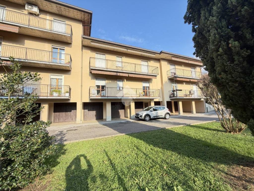 Appartamento a Calolziocorte in Via Donatello, 21 - Foto 3