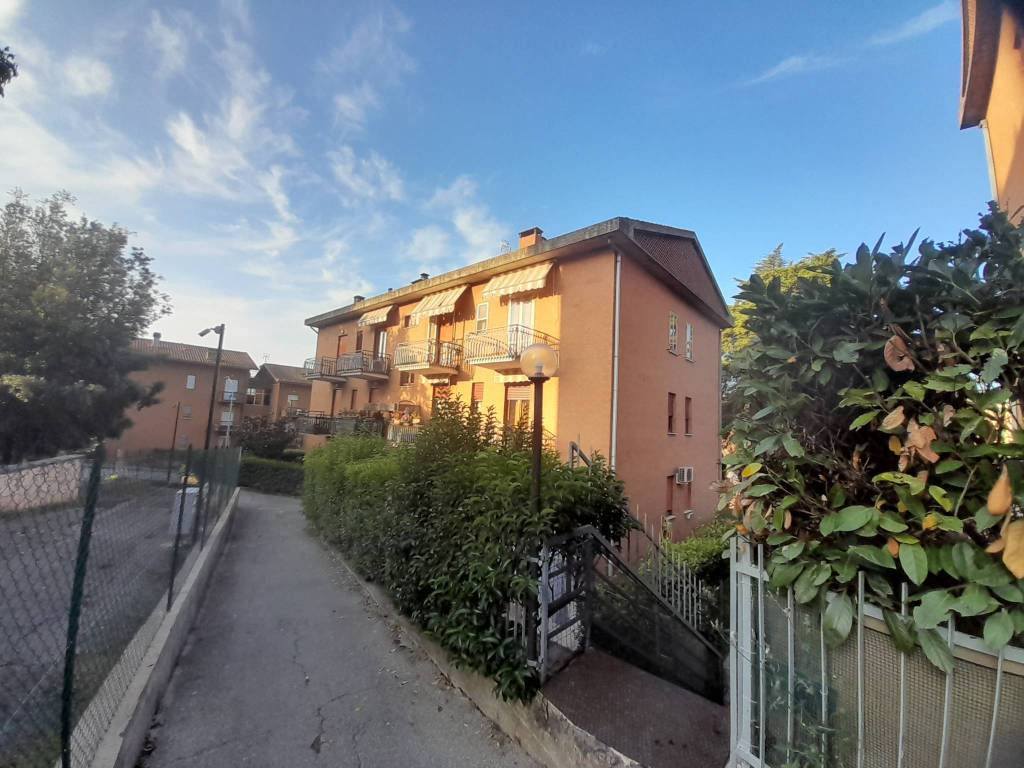 Attico / mansarda a Perugia in Via Alessandro Vivenza, 18 - Foto 2