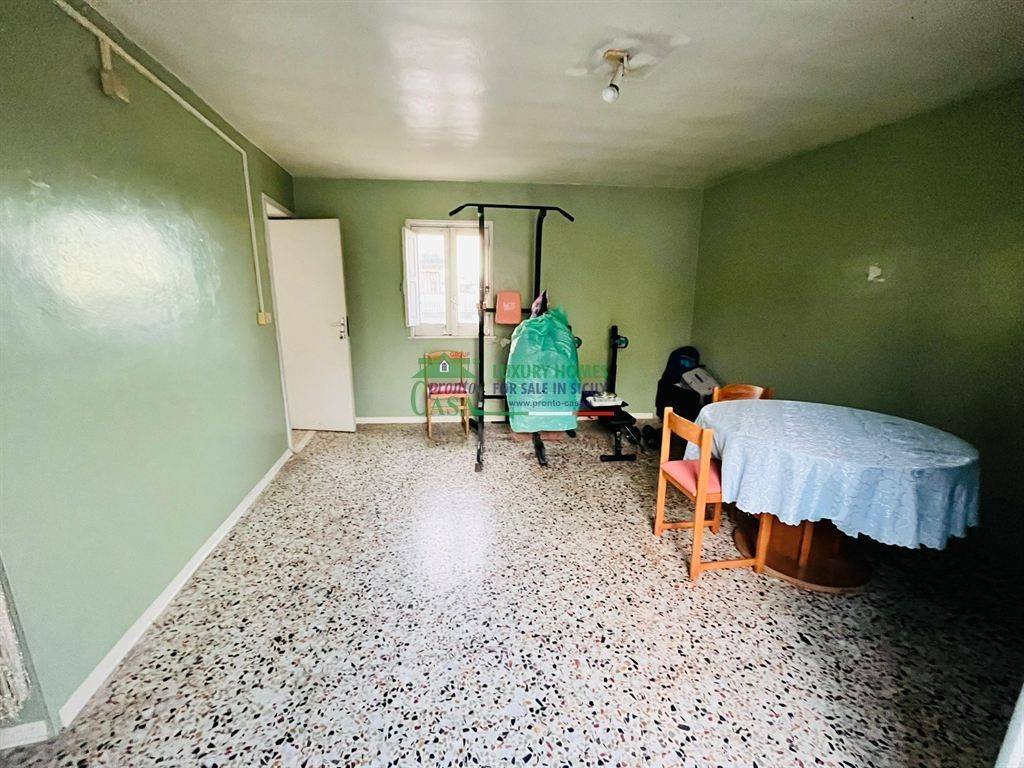 Appartamento a Comiso in Via Giovanbattista - Foto 4