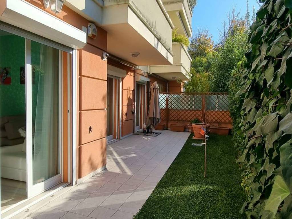 Appartamento a Rimini in Viale Nazario Sauro, 27 - Foto 3
