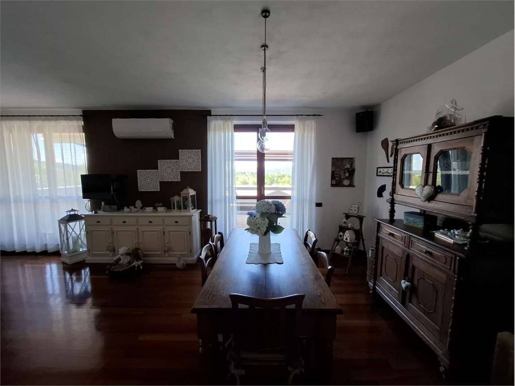 Appartamento a Cadrezzate con osmate in Via Vallerini, 344 - Foto 3