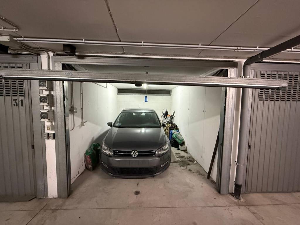Box / garage a Finale ligure in Via G. A. Silla - Foto 2