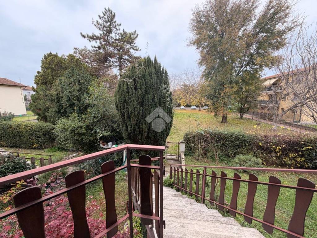 Appartamento a Budrio in Via Diego Tomasini - Foto 2