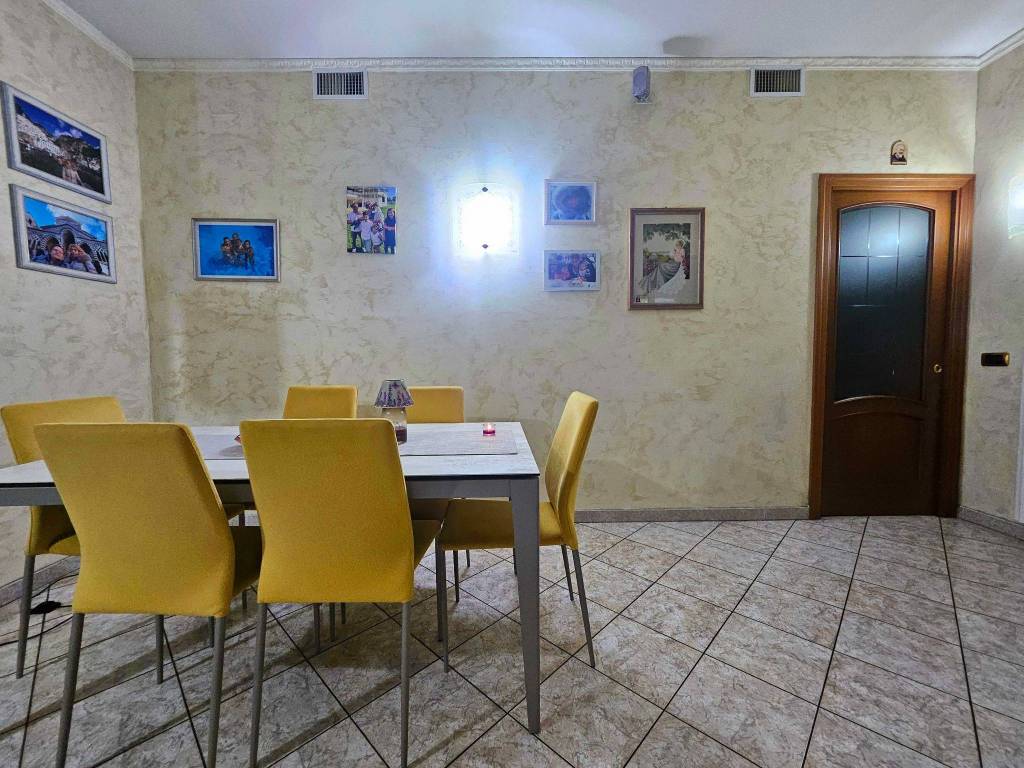 Villa a Saronno in Via Pozzo, 22 - Foto 5