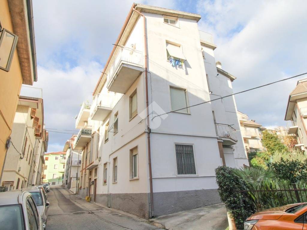 Appartamento a San benedetto del tronto in Via Benvenuto Cellini, 13 - Foto 3