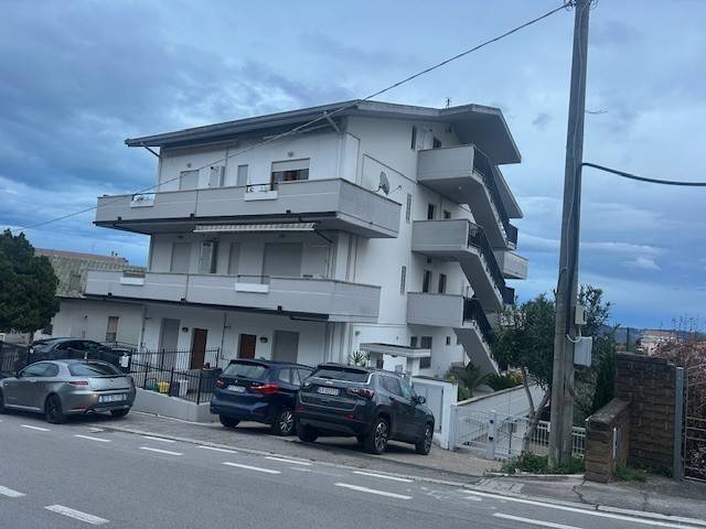 Appartamento a Spoltore in Via Dante Alighieri, 8 - Foto 2