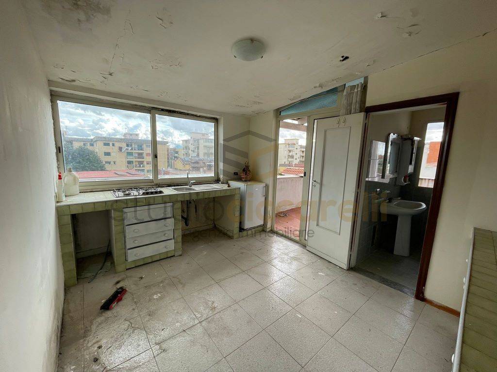 Attico / mansarda a Giugliano in campania in Via Marchesella - Foto 2