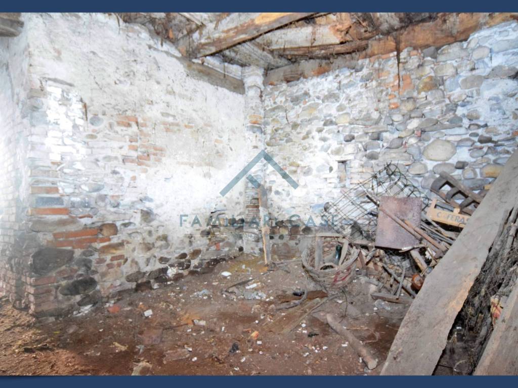 Box / garage a Cazzago brabbia in Via Monte Grappa - Foto 5