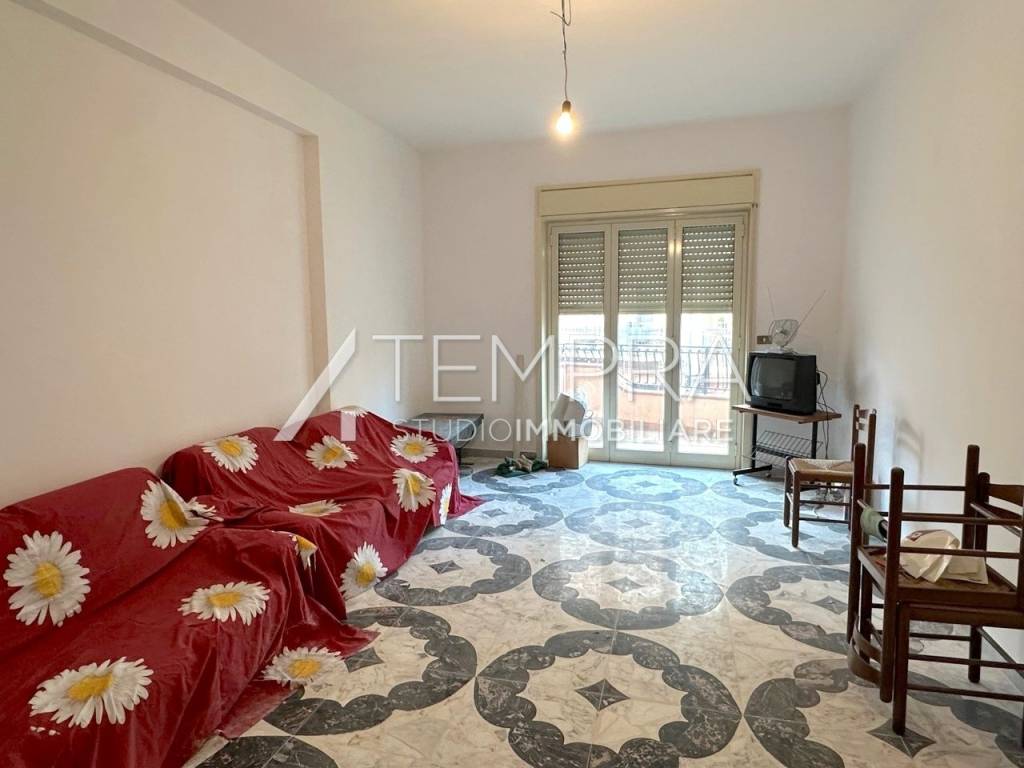 Appartamento a Adrano in Via Battiati, 96 - Foto 3