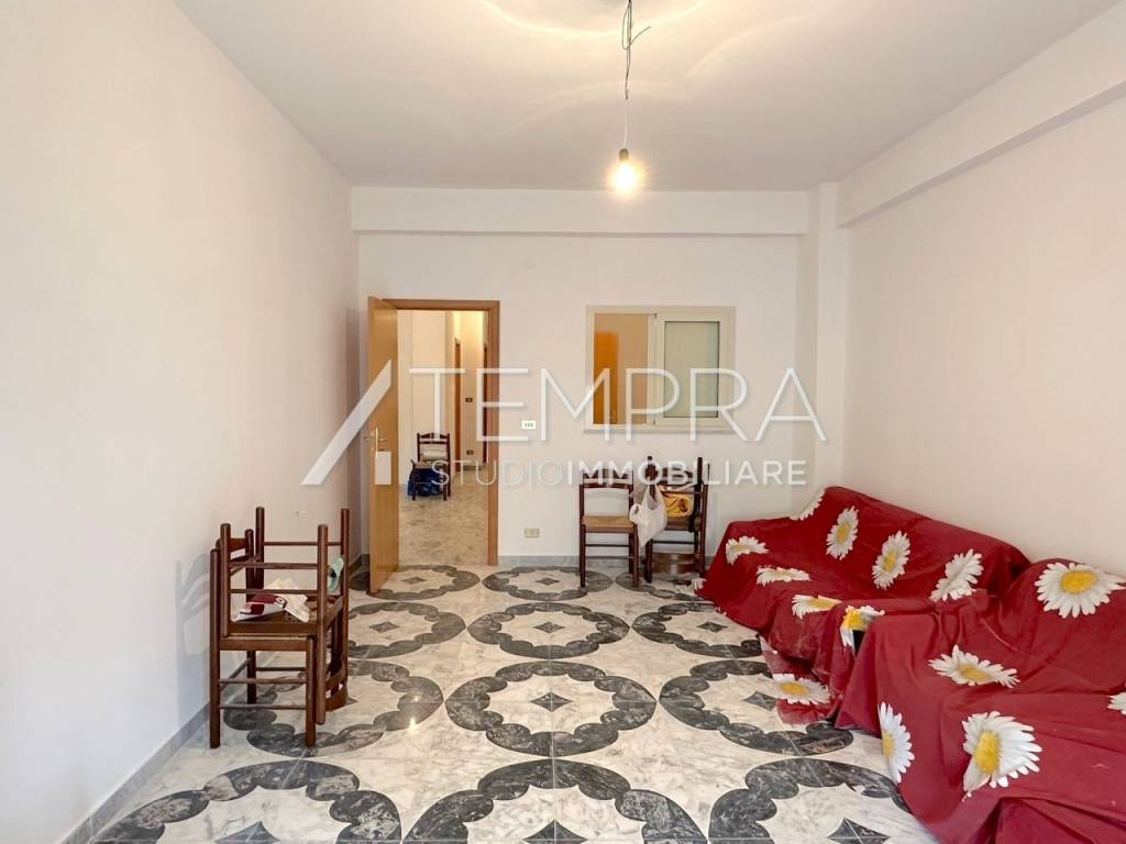 Appartamento a Adrano in Via Battiati, 96 - Foto 4