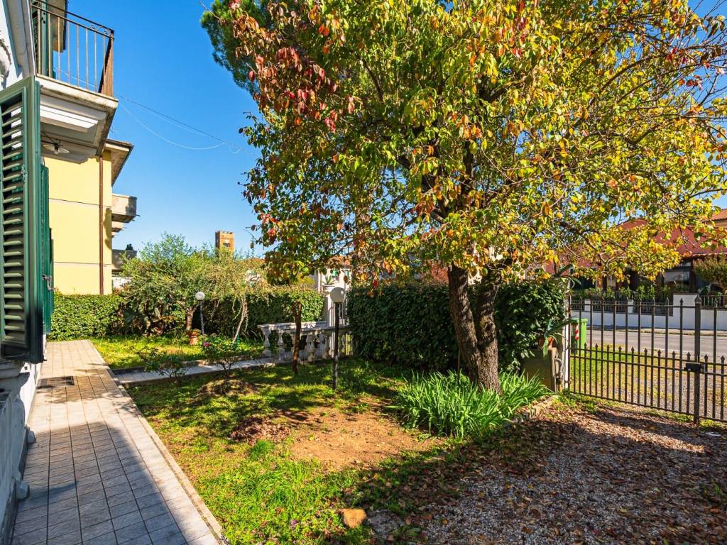 Villa a Altopascio in Via A. Casali - Foto 5