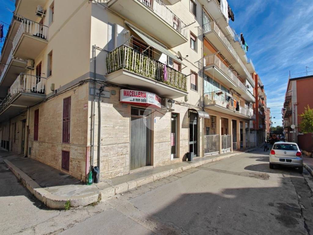 Appartamento a Manfredonia in Via Umberto Giordano, 22 - Foto 3
