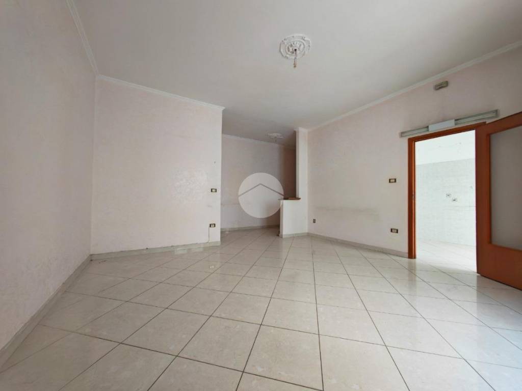Appartamento a Manfredonia in Via Umberto Giordano, 22 - Foto 5