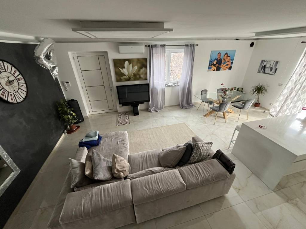 Villa a Feletto in Strada Provinciale di Agliè - Foto 3