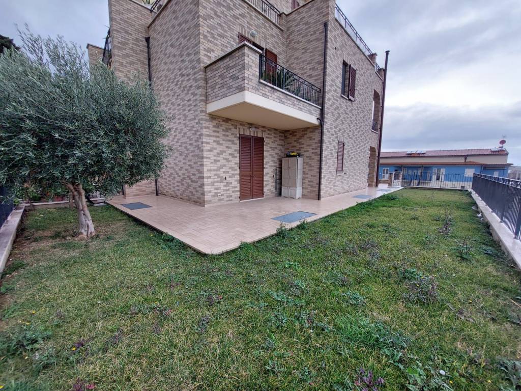 Appartamento a Civitanova marche in Via Marco Polo - Foto 3