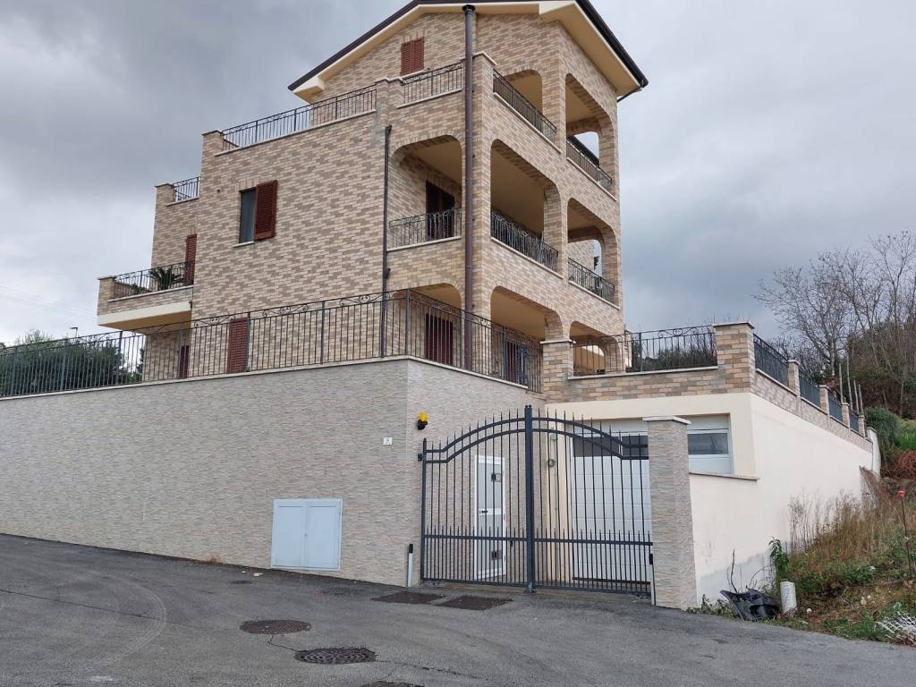 Appartamento a Civitanova marche in Via Marco Polo - Foto 4