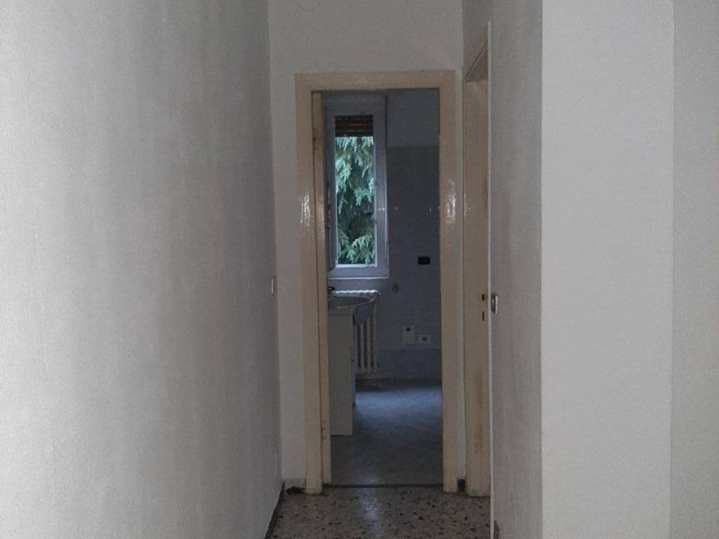 Appartamento a Bareggio in Via Madonna Assunta - Foto 2