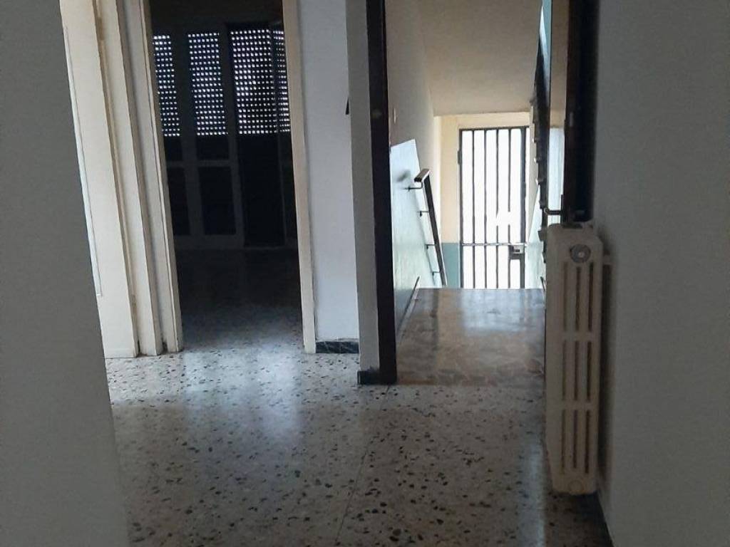 Appartamento a Bareggio in Via Madonna Assunta - Foto 5