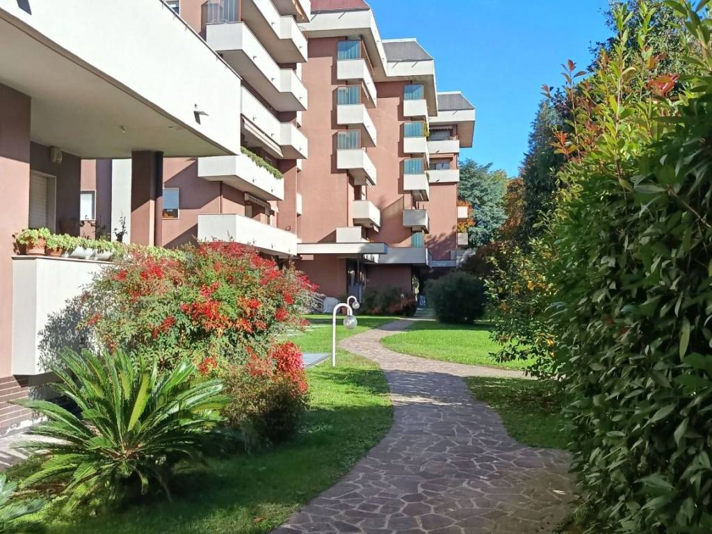 Appartamento a Busto arsizio in Via Castelfidardo, 9 - Foto 4