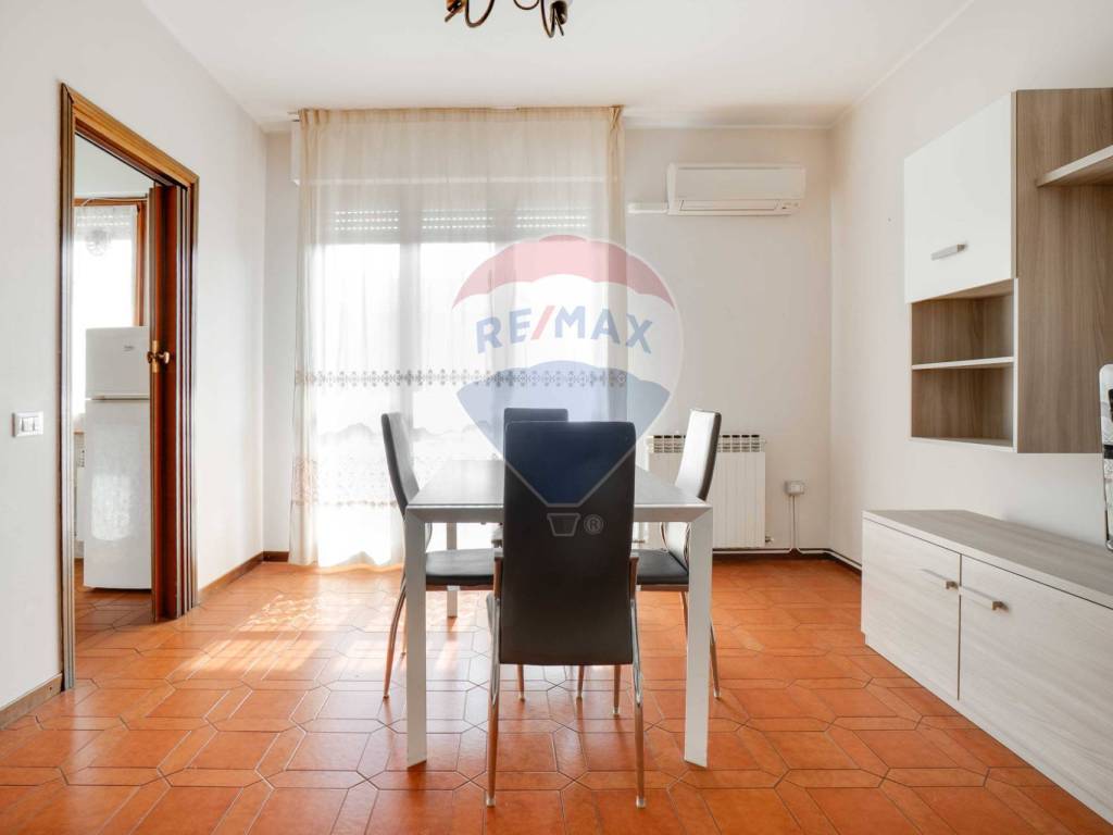 Appartamento a Busto arsizio in via Ferrer, 51 - Foto 2