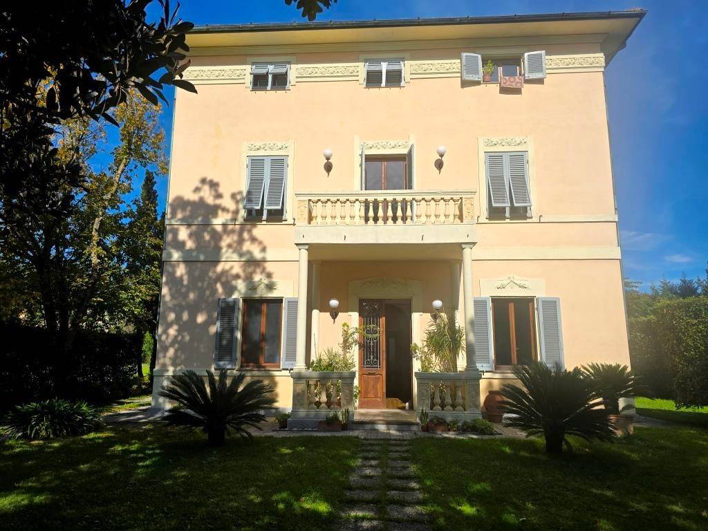 Villa a Porcari in Via Roma - Foto 2