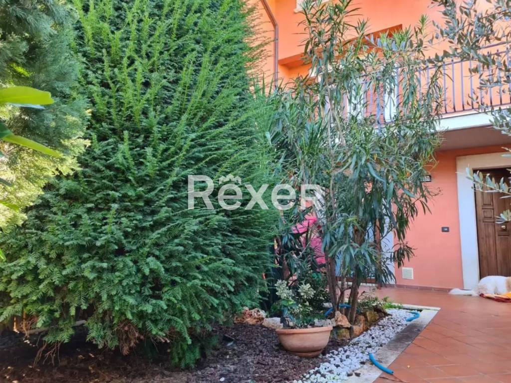 Villa a Lanciano in Contrada Santa Giusta - Foto 2
