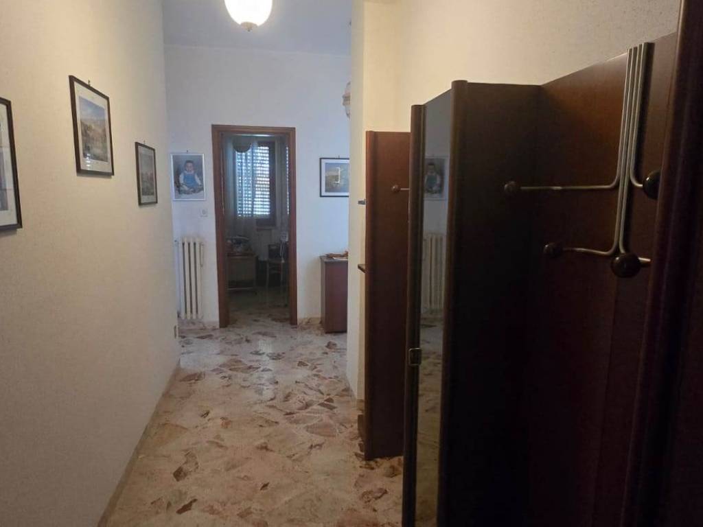 Appartamento a Martina franca in VIA GRAZIA DELEDDA - Foto 3