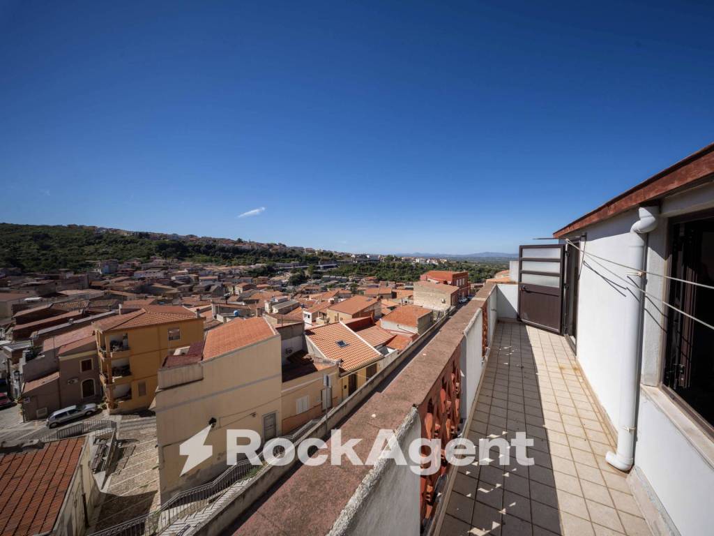 Palazzo / stabile a Sennori in Via Principe Umberto - Foto 2