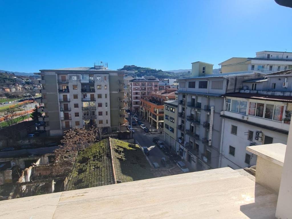 Appartamento a Cosenza in Via 24 Maggio - Foto 2