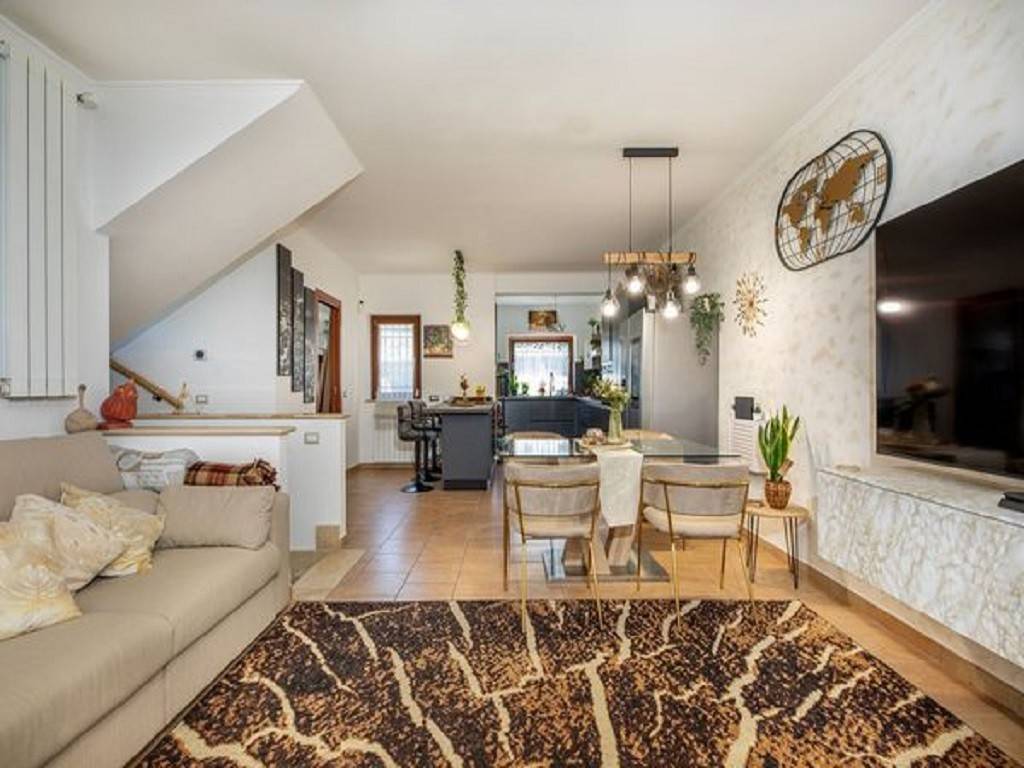 Villa a Guidonia montecelio in Via Subiaco - Foto 2