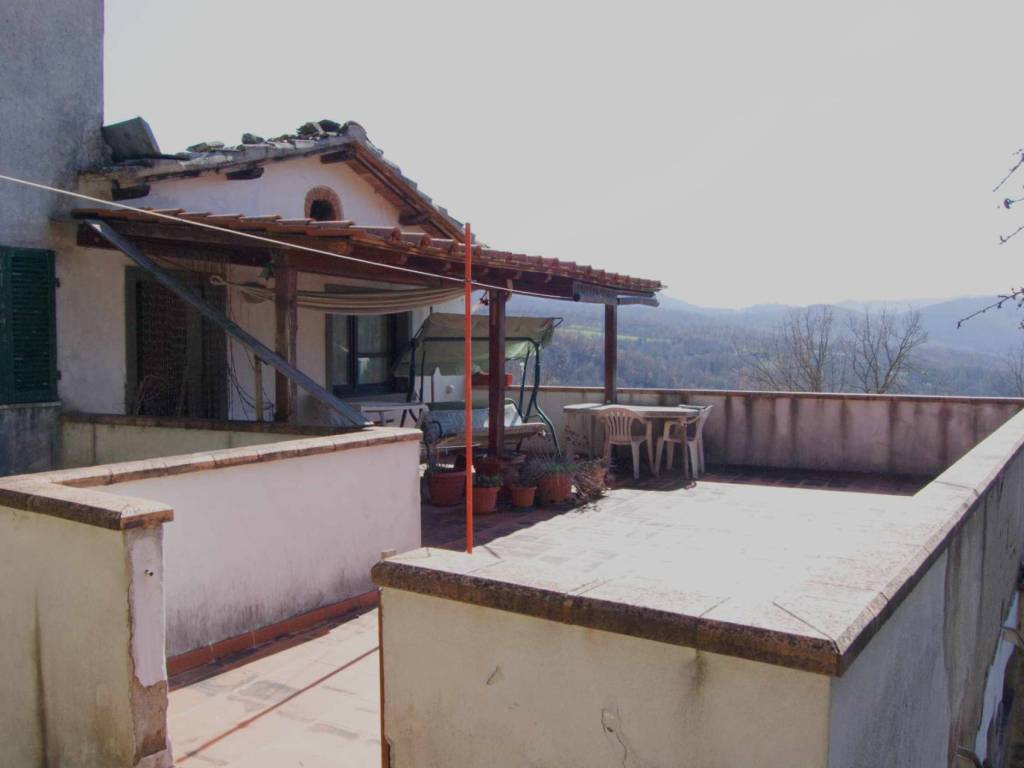 Casa indipendente a Bibbiena in CASE SPARSE BANZENA, 57 - Foto 2