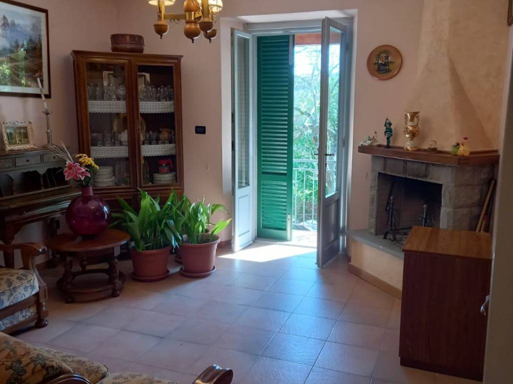 Casa indipendente a Chiusi della verna in loc. corezzo, 6 - Foto 3