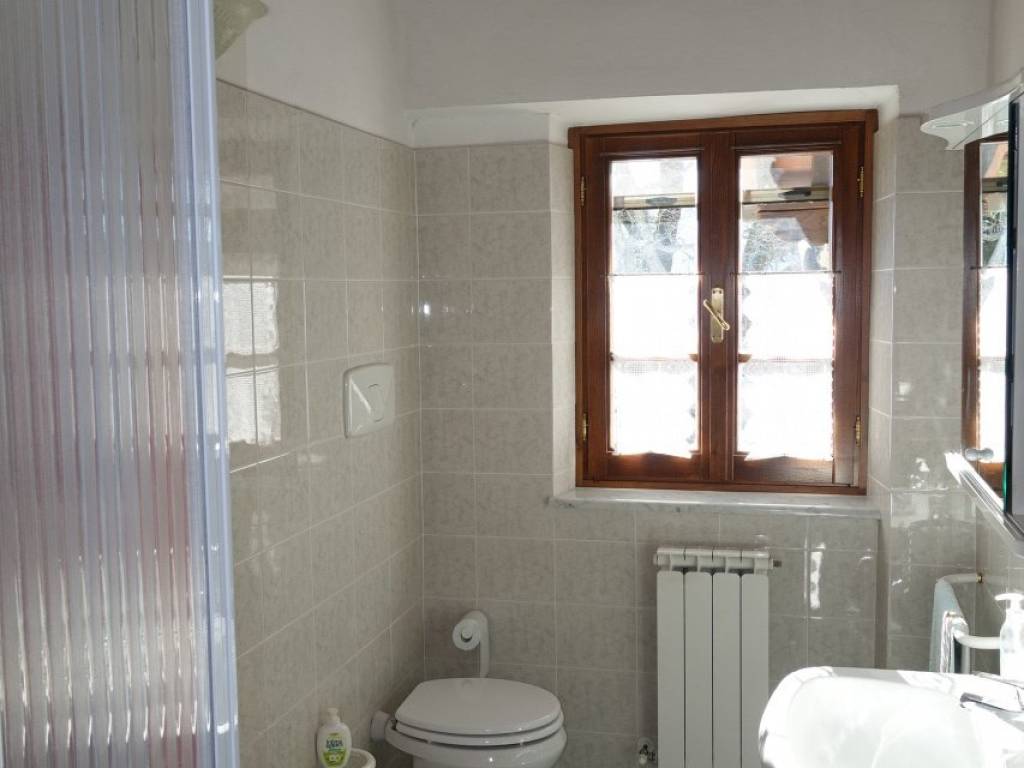 Casa indipendente a Poppi in QUORLE LOC RENACCIO - Foto 4